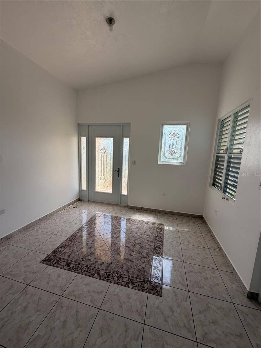 435 CALABAZA, San Sebastian, PR 00685