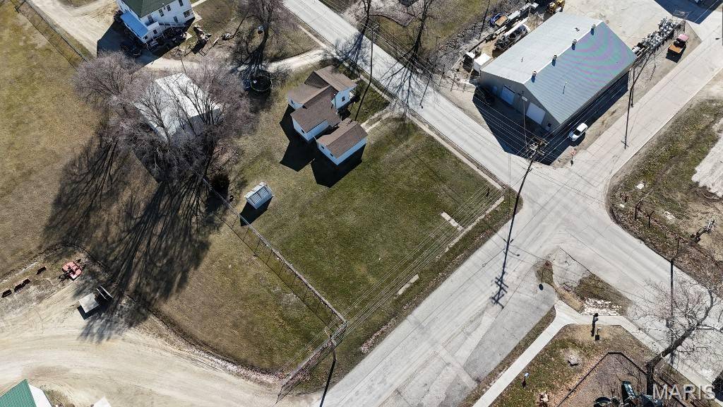 106 E Benson ST, Pittsfield, IL 62363