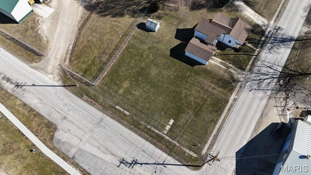106 E Benson ST, Pittsfield, IL 62363