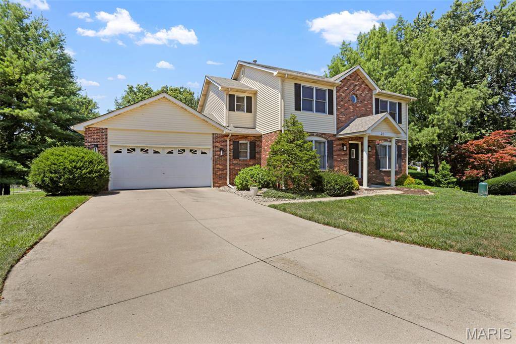 41 Ernst DR, Glen Carbon, IL 62034