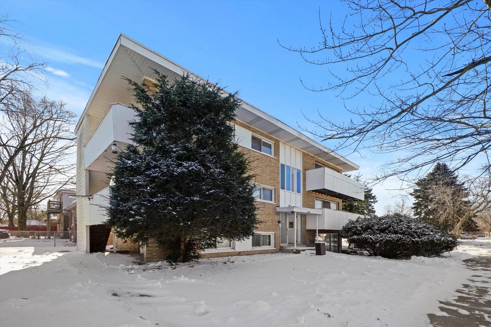 13701 S Atlantic AVE, Riverdale, IL 60827