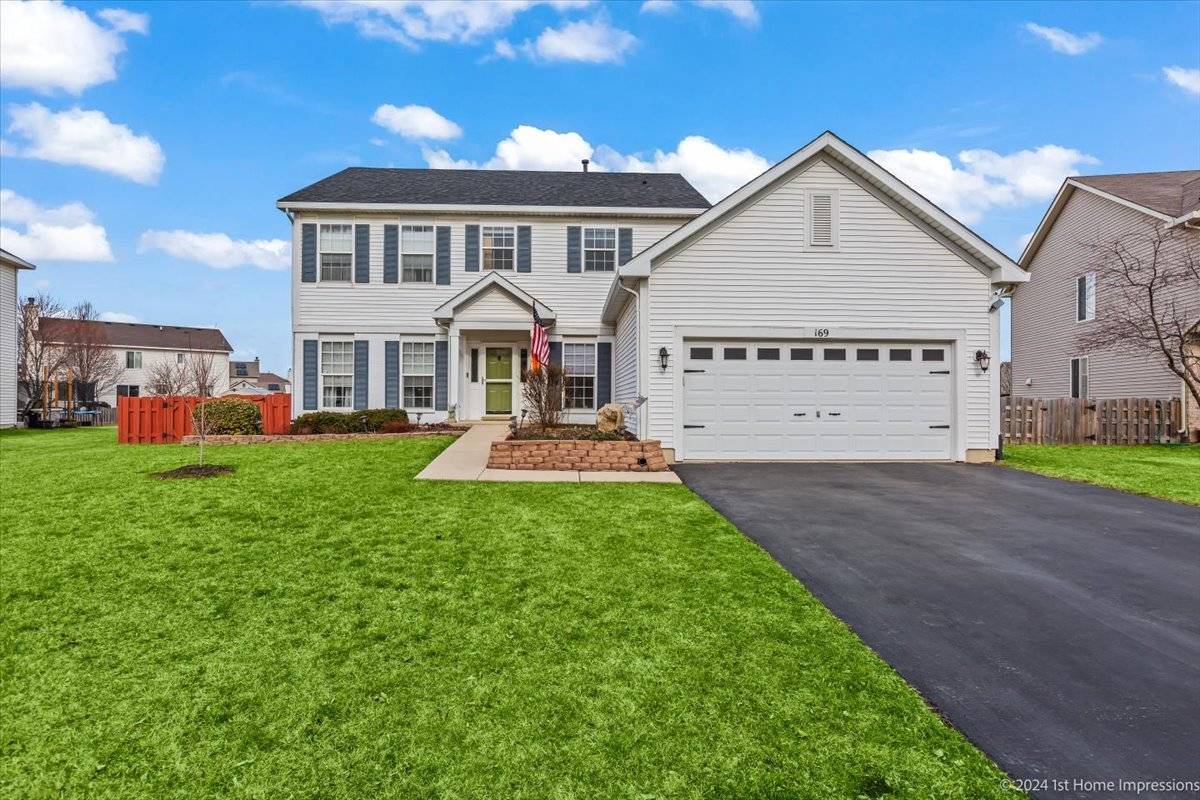 169 Hillside DR, Bolingbrook, IL 60440