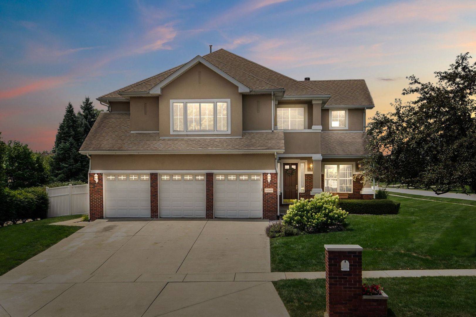 16000 Donna Marie DR, Homer Glen, IL 60491