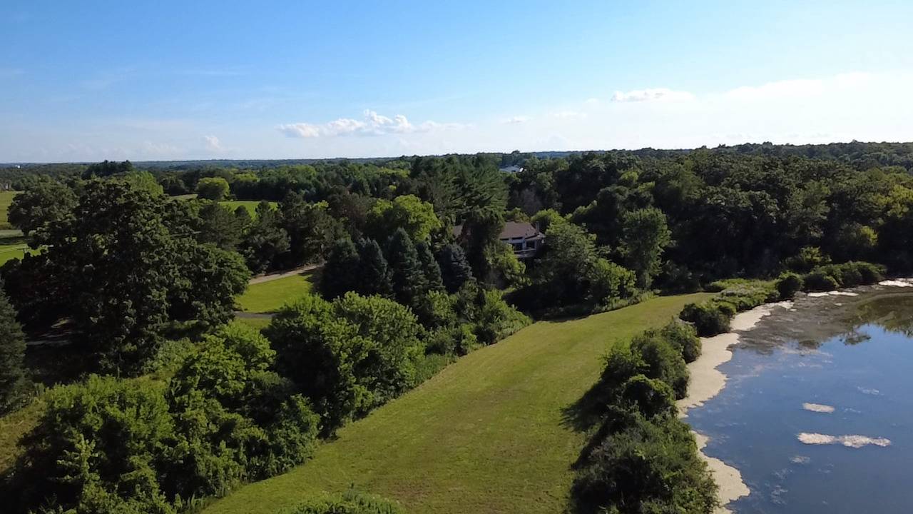 7510 E Tryon Grove RD, Richmond, IL 60071