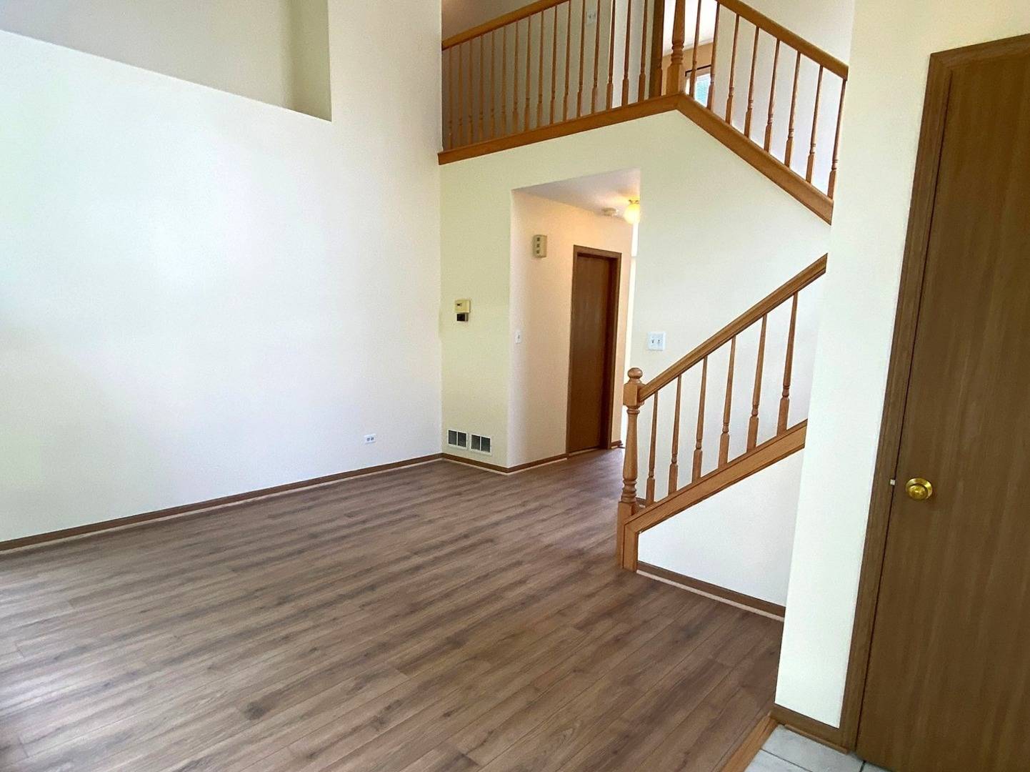 779 Wildflower CIR, Naperville, IL 60540