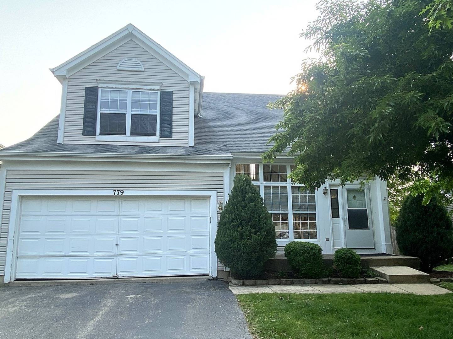 779 Wildflower CIR, Naperville, IL 60540