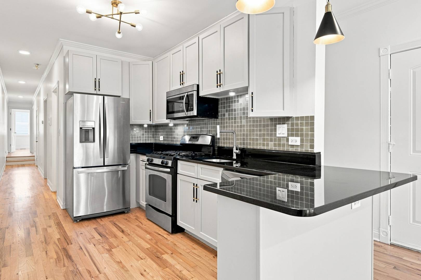 4203 S Prairie AVE #1, Chicago, IL 60653