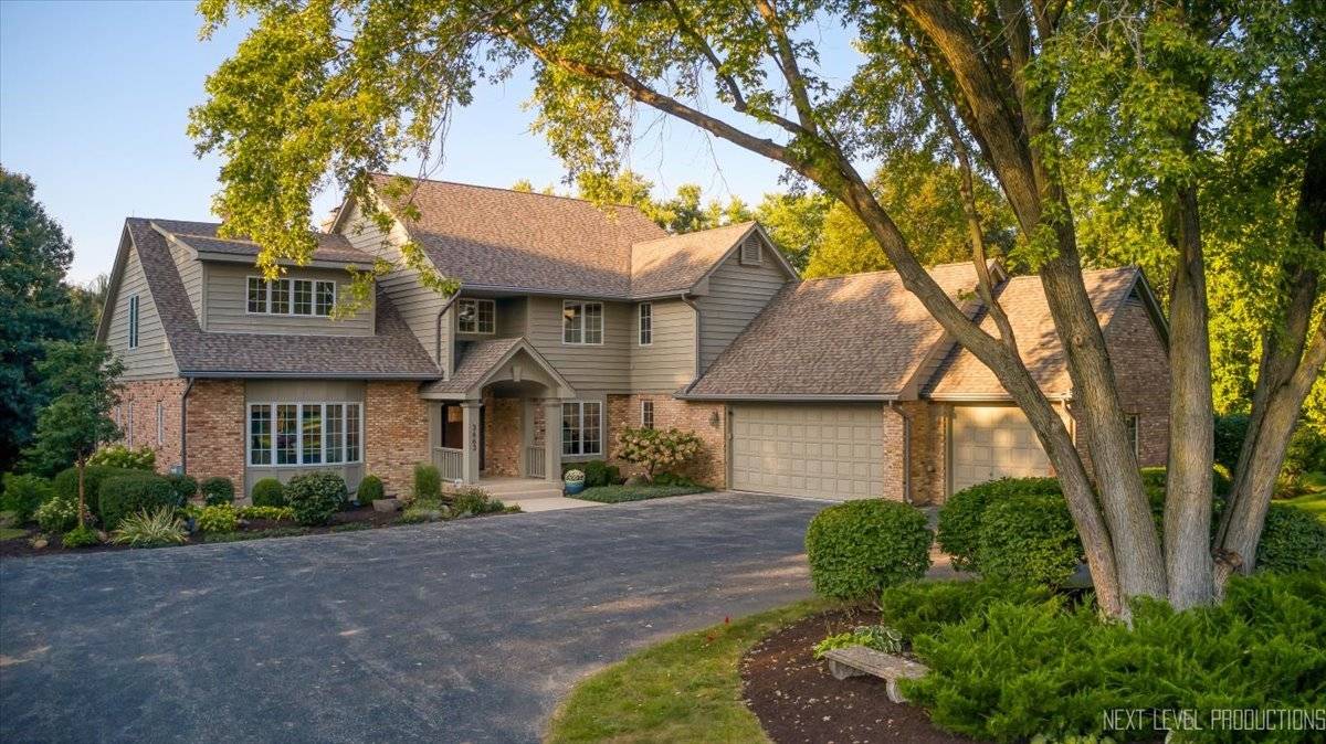 3663 Wolf RD, Oswego, IL 60543