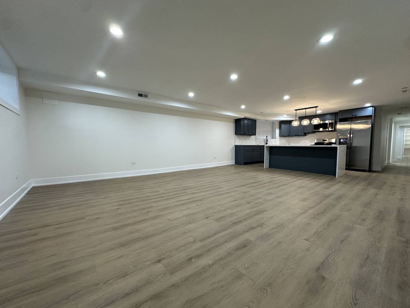 4338 N Clarendon AVE #GS, Chicago, IL 60613