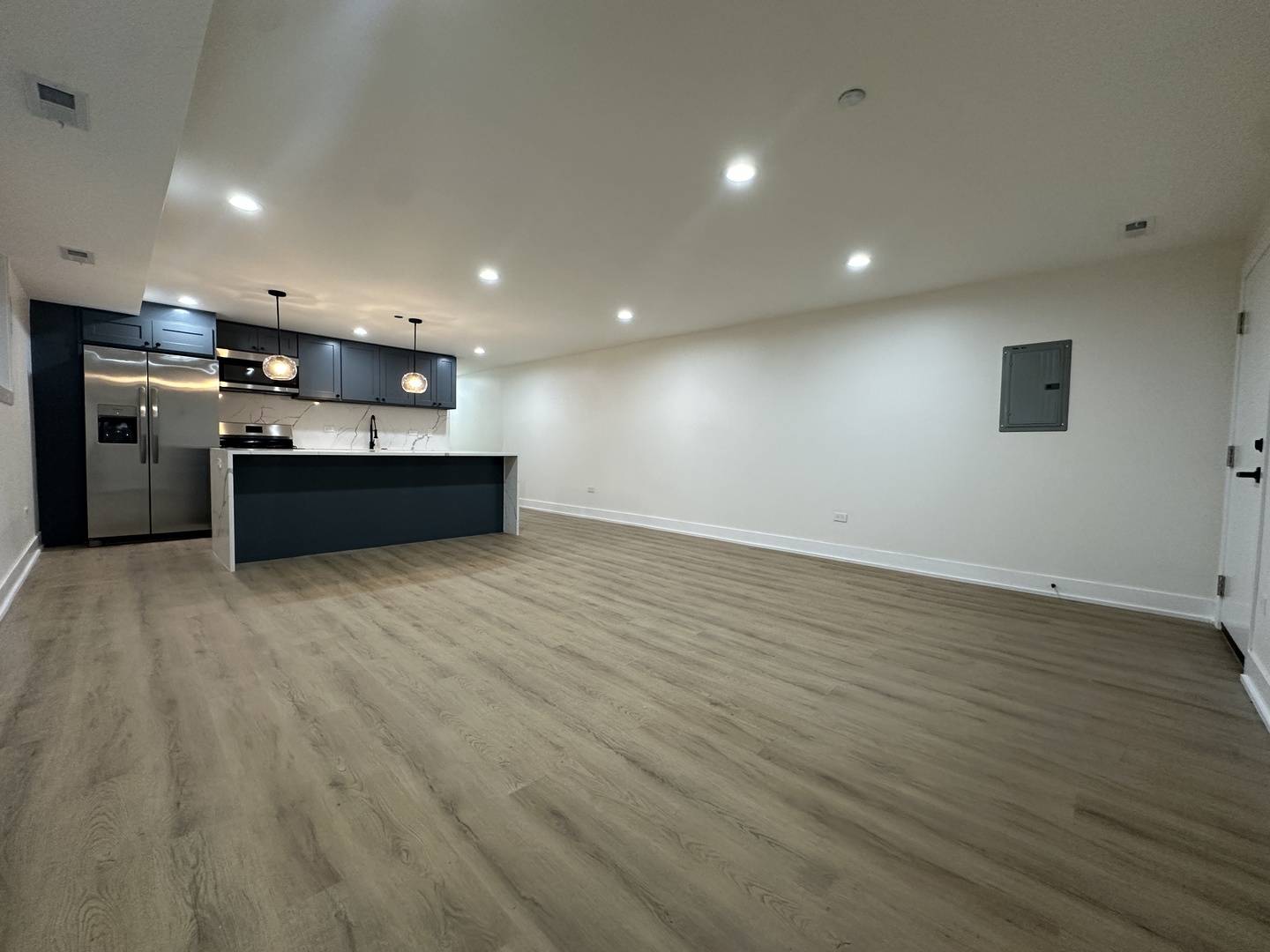 4338 N Clarendon AVE #GN, Chicago, IL 60613