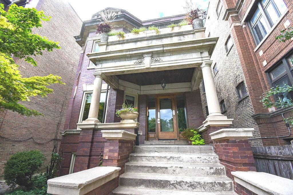 1346 N Kedzie AVE, Chicago, IL 60651