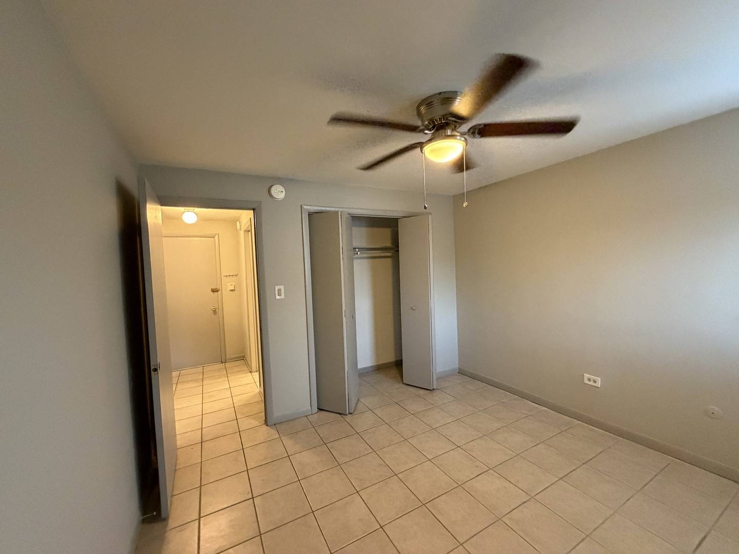8039 Grand AVE #1S, River Grove, IL 60171