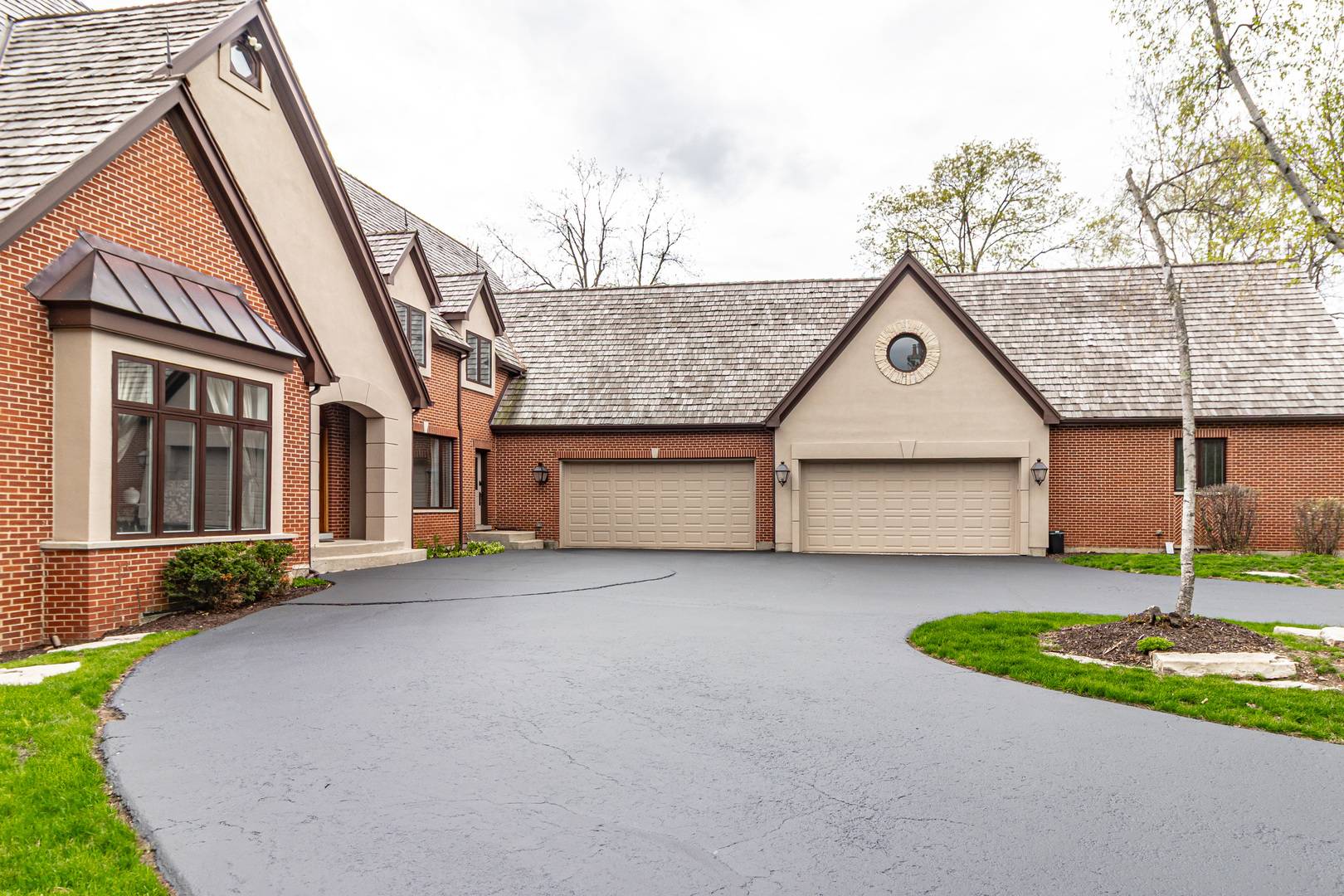 13 Kensington DR, North Barrington, IL 60010