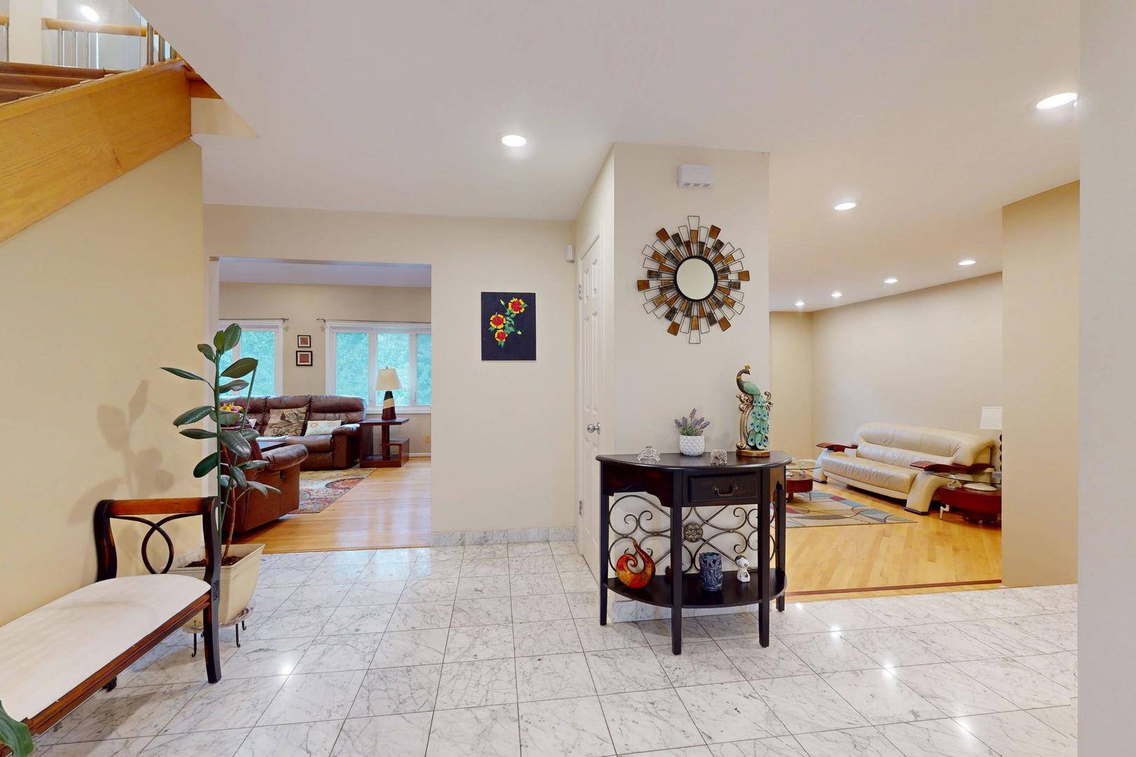 1309 Witney LN, Buffalo Grove, IL 60089
