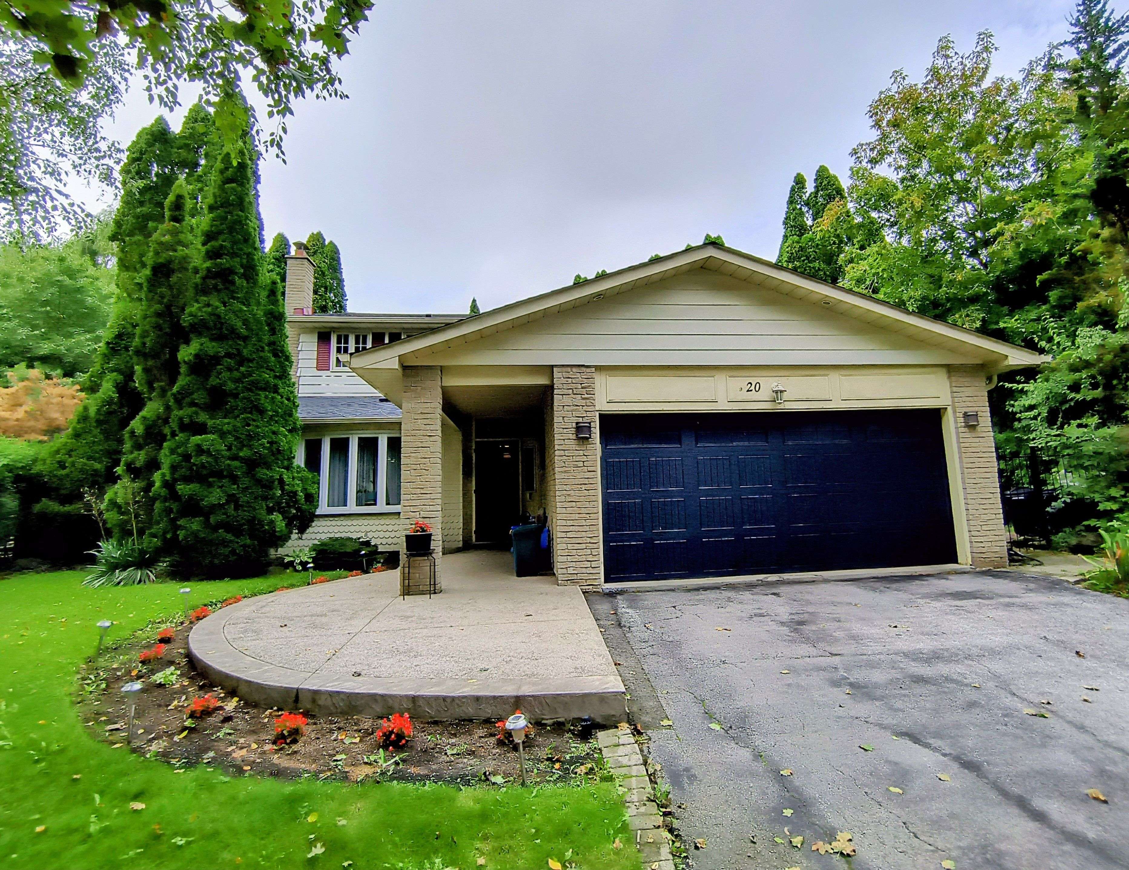 20 Brookfield CT, Markham, ON L3P 2W9