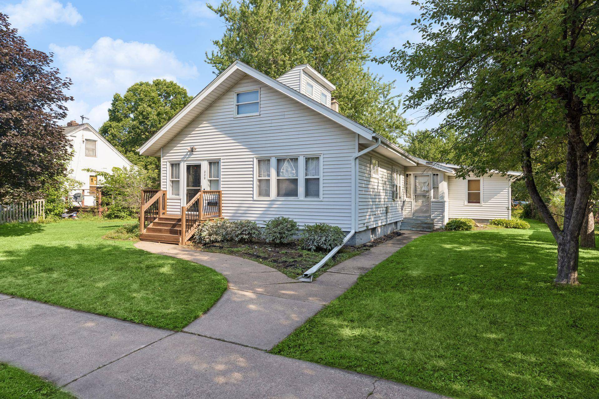 229 N 2nd ST, New Richmond, WI 54017