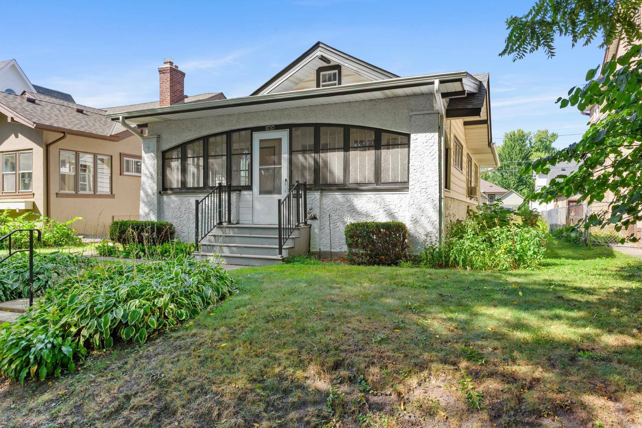 1717 Juliet AVE, Saint Paul, MN 55105