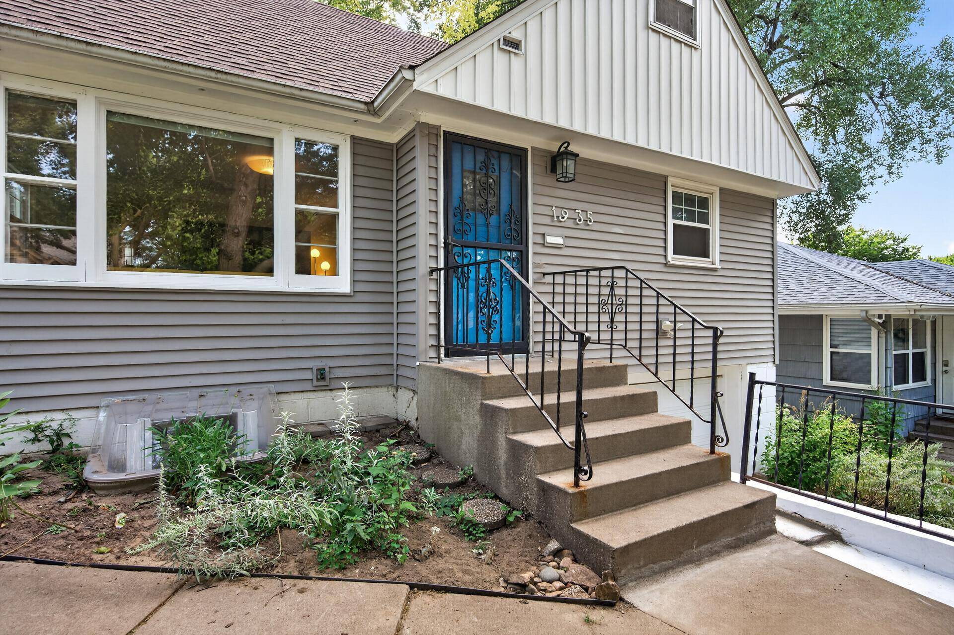 1935 Ulysses ST NE, Minneapolis, MN 55418