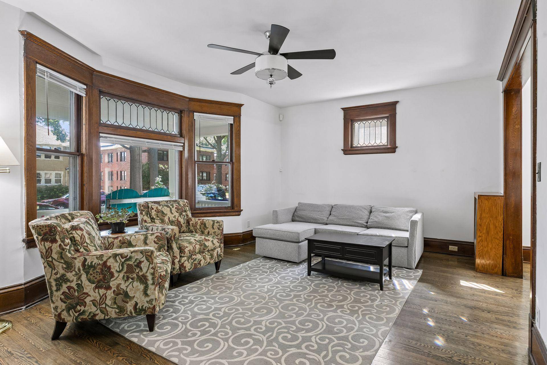 899 Ashland AVE, Saint Paul, MN 55104