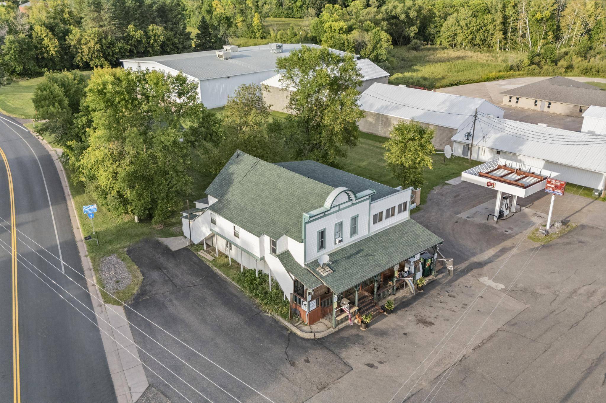 300 Rush Point DR, Stanchfield, MN 55080