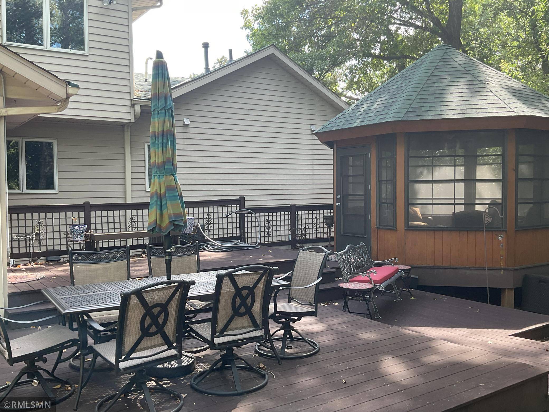 2139 14th AVE E, North Saint Paul, MN 55109