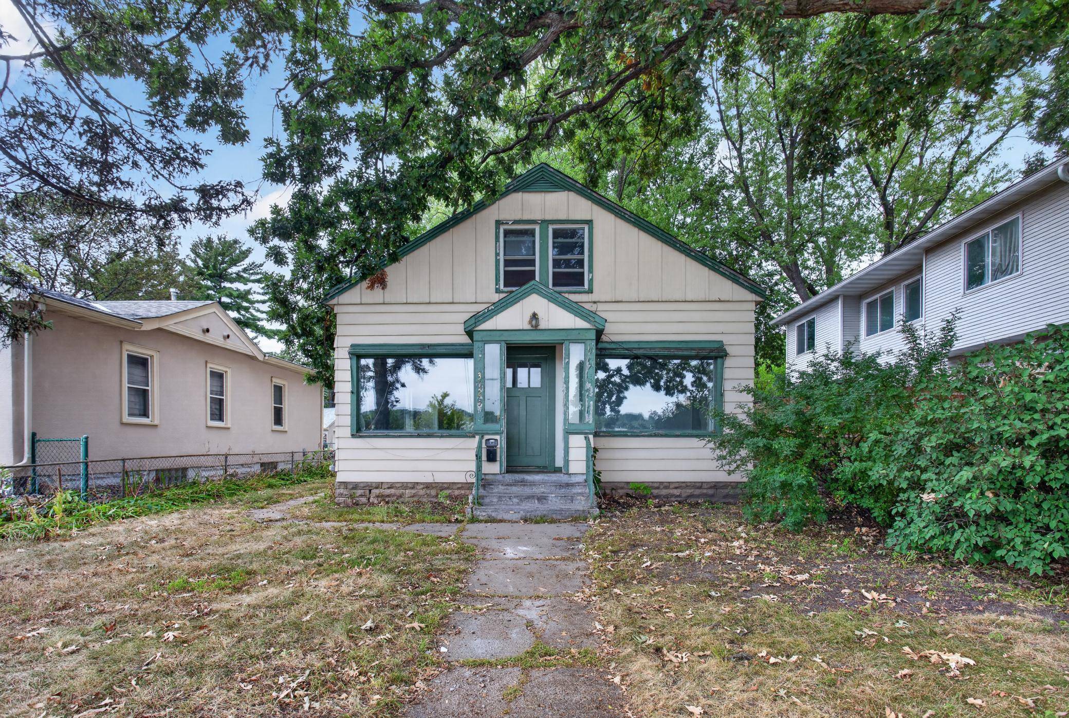 3525 France AVE N, Robbinsdale, MN 55422