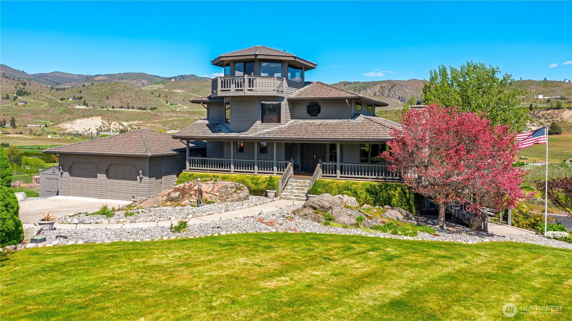 265 Proctor BLVD, Manson, WA 98831