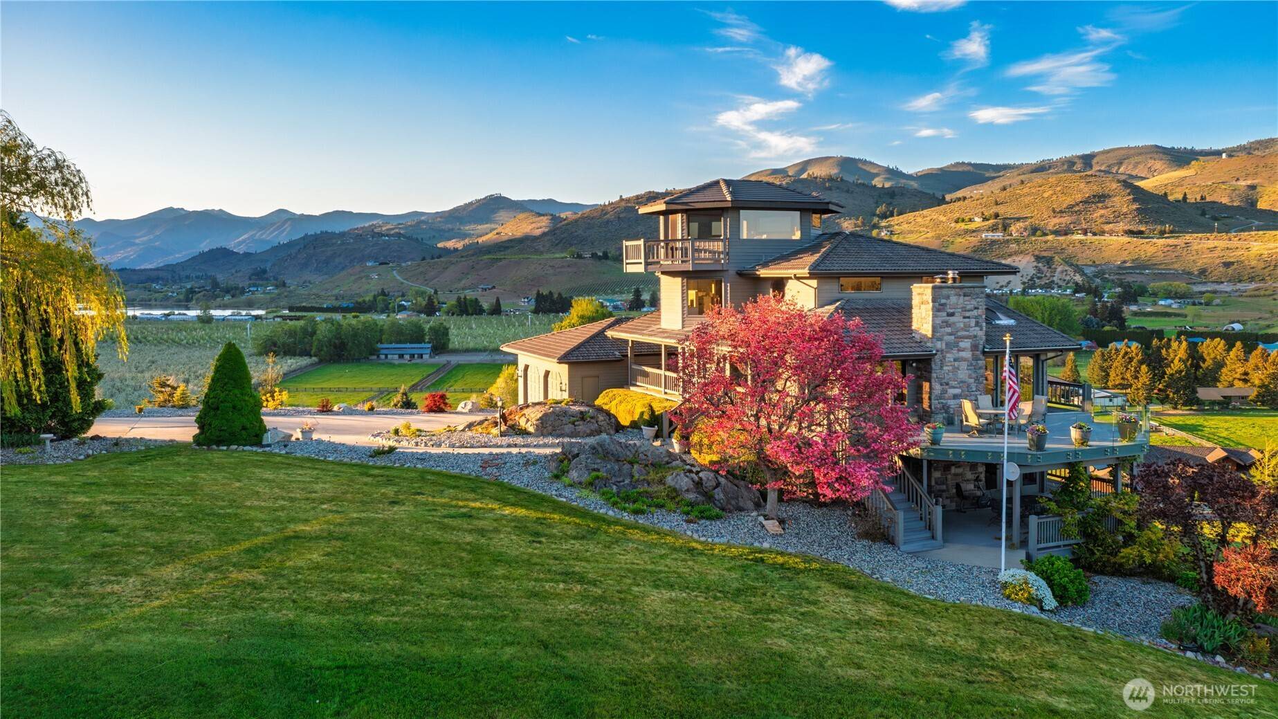 265 Proctor BLVD, Manson, WA 98831