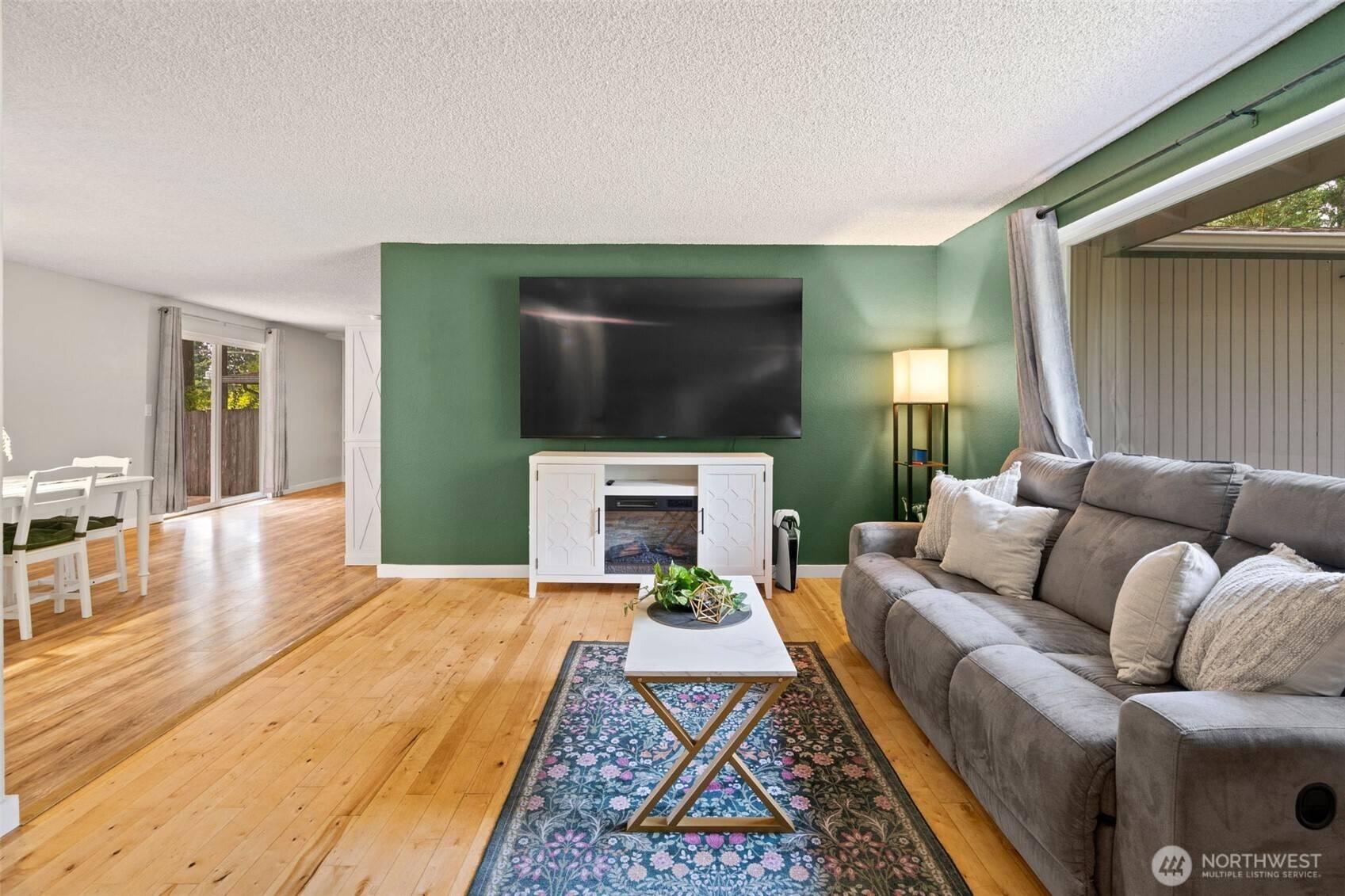 3965 Celeste CT SE, Port Orchard, WA 98366