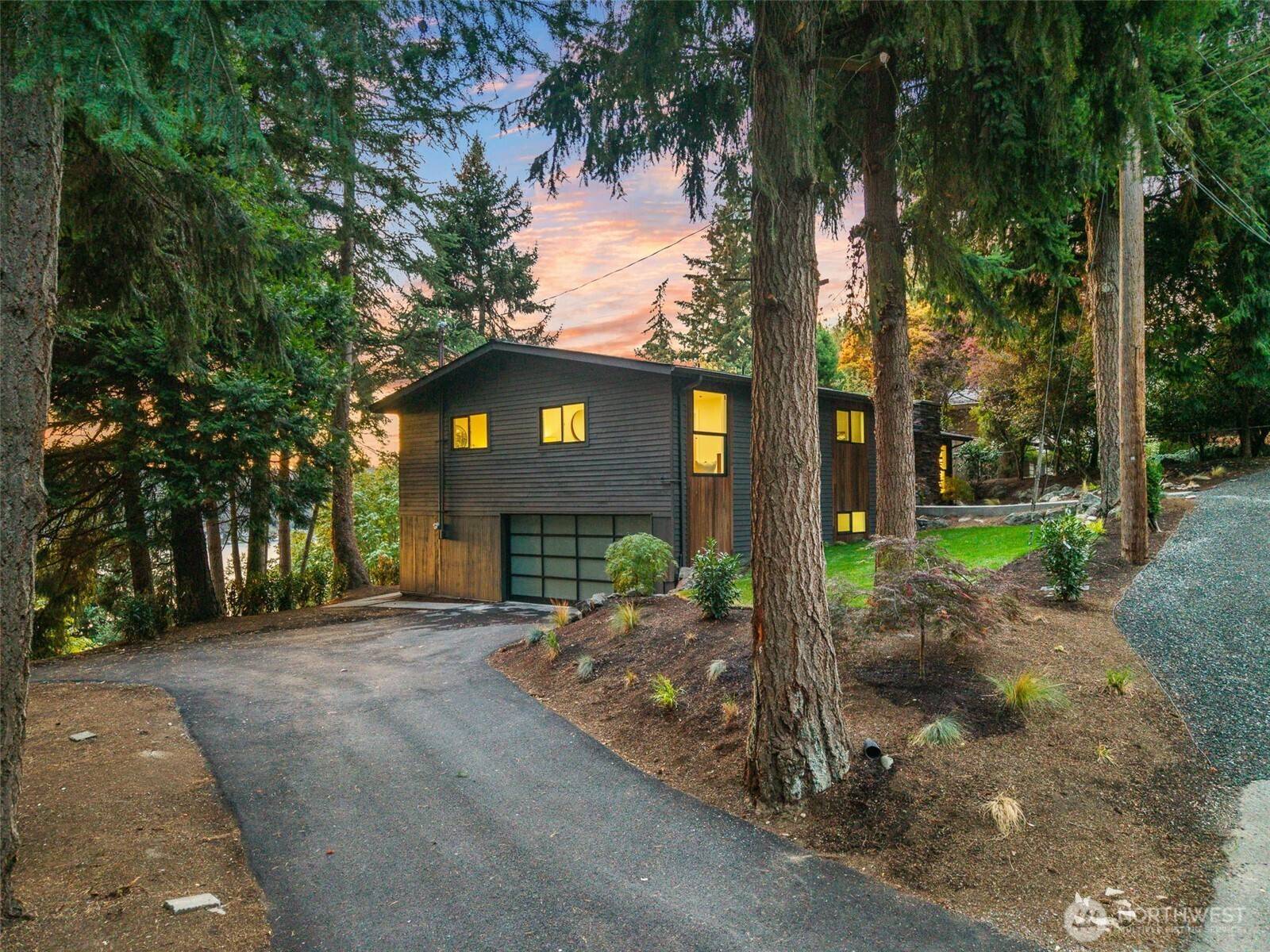 6123 110th AVE SE, Bellevue, WA 98006