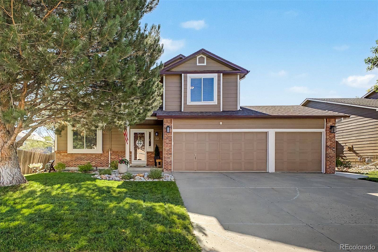 22 Heritage AVE, Castle Rock, CO 80104