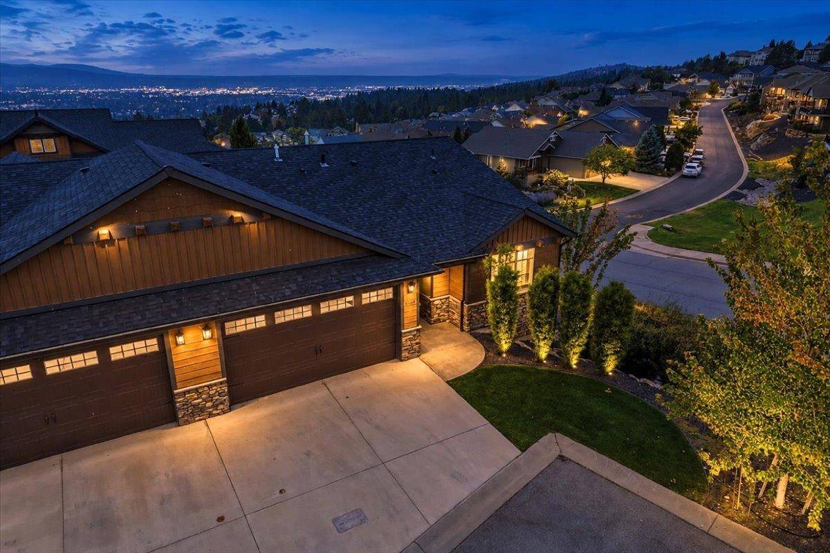 8920 E Woodside Ln, Spokane Valley, WA 99217