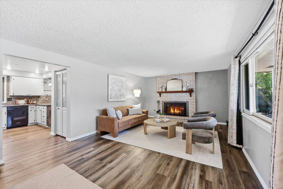 5721 S Moran Dr, Spokane, WA 99223