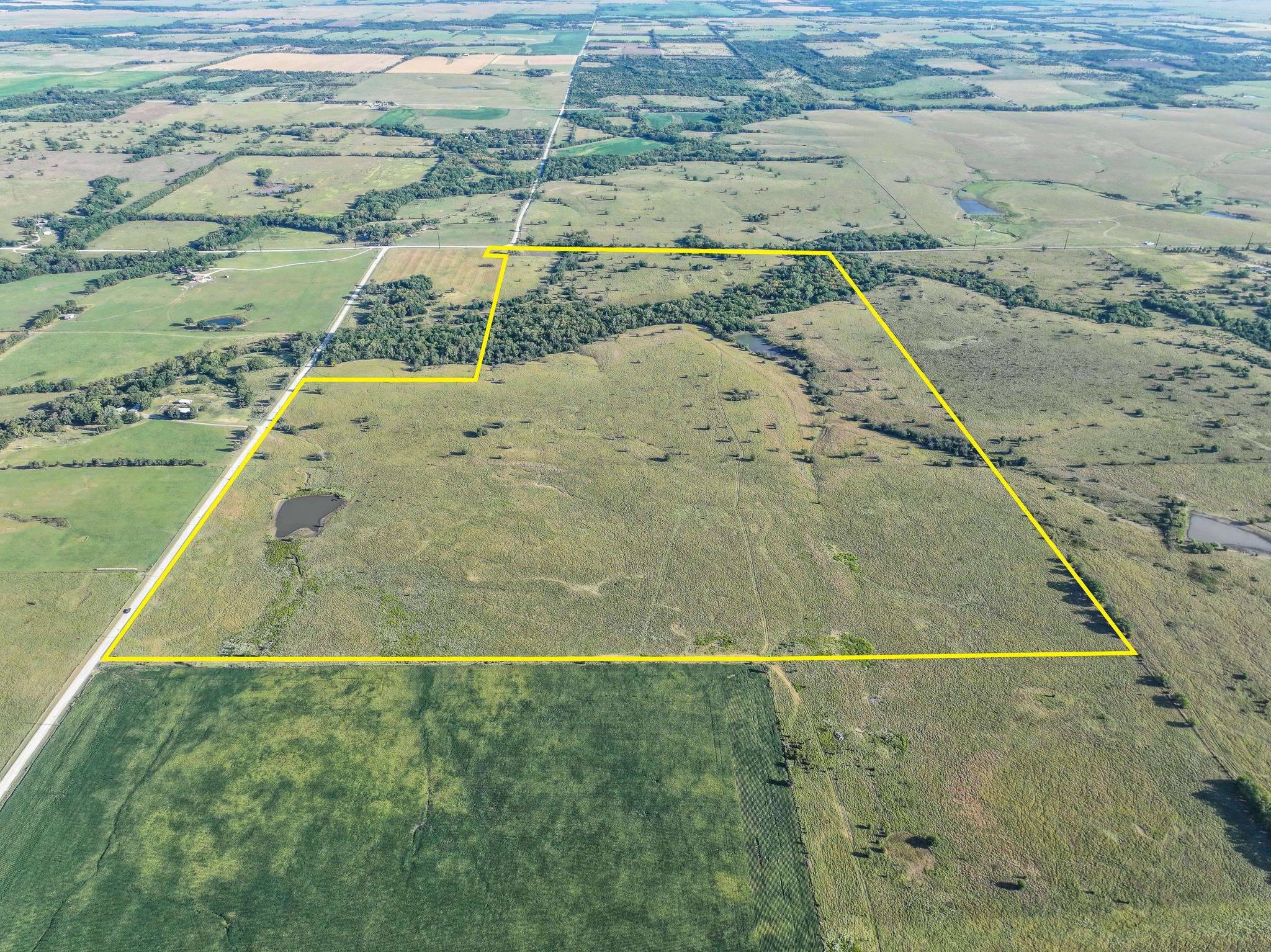 504 SW Hunter Rd, Towanda, KS 67144