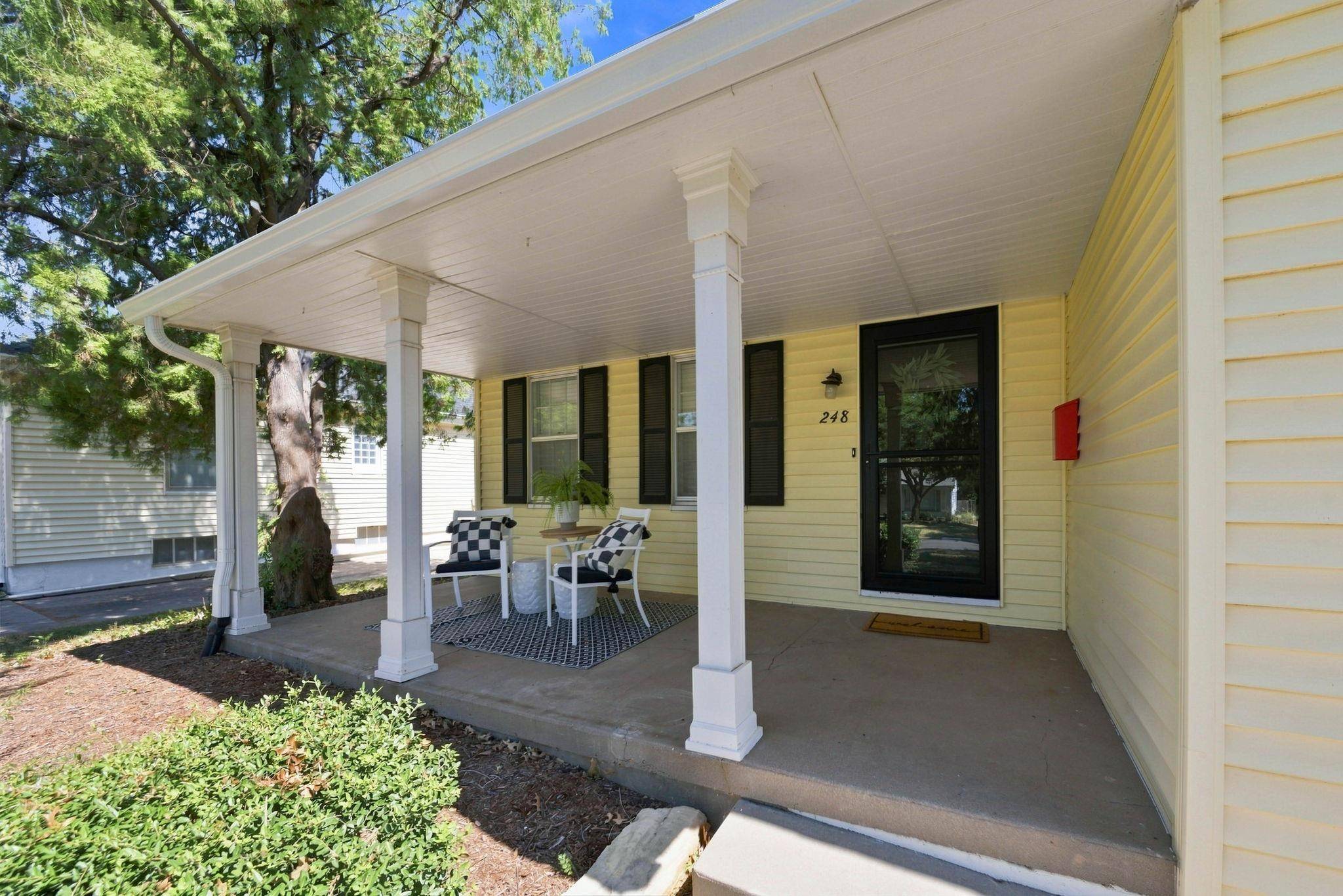 248 S PINECREST ST, Wichita, KS 67218-1619