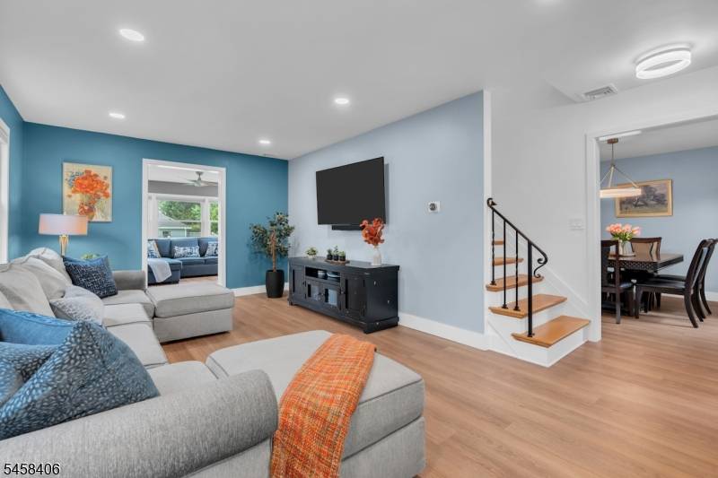 478 Whitewood Rd, Union Twp., NJ 07083