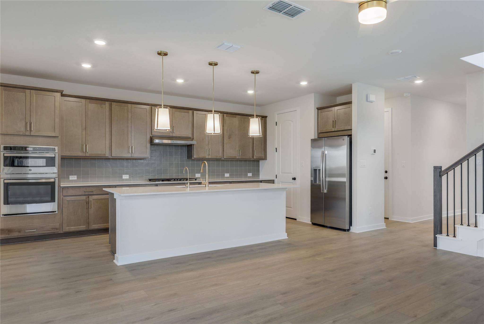261 Crater Lake DR, Dripping Springs, TX 78620