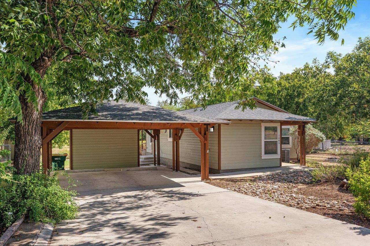 1405 Johnson ST, Marble Falls, TX 78654