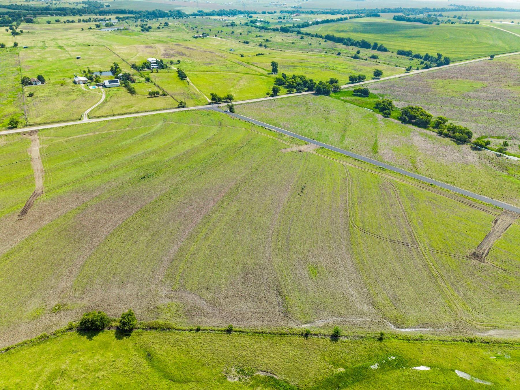 0001 County Road 327 RD, Granger, TX 76530