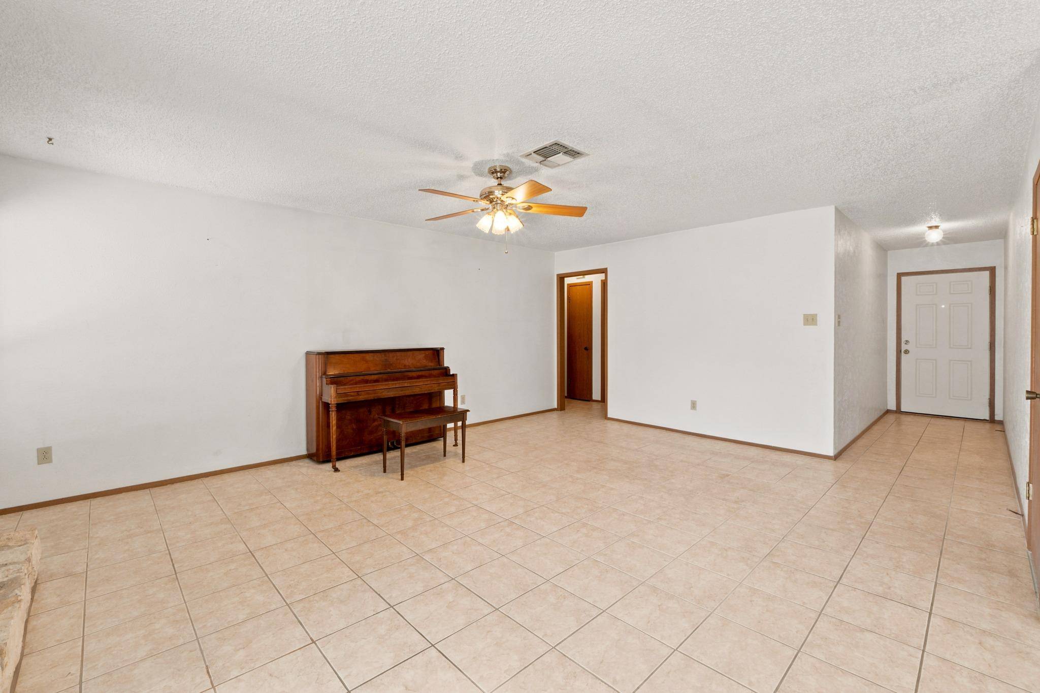 3102 Jeanne Marie CT, Austin, TX 78745