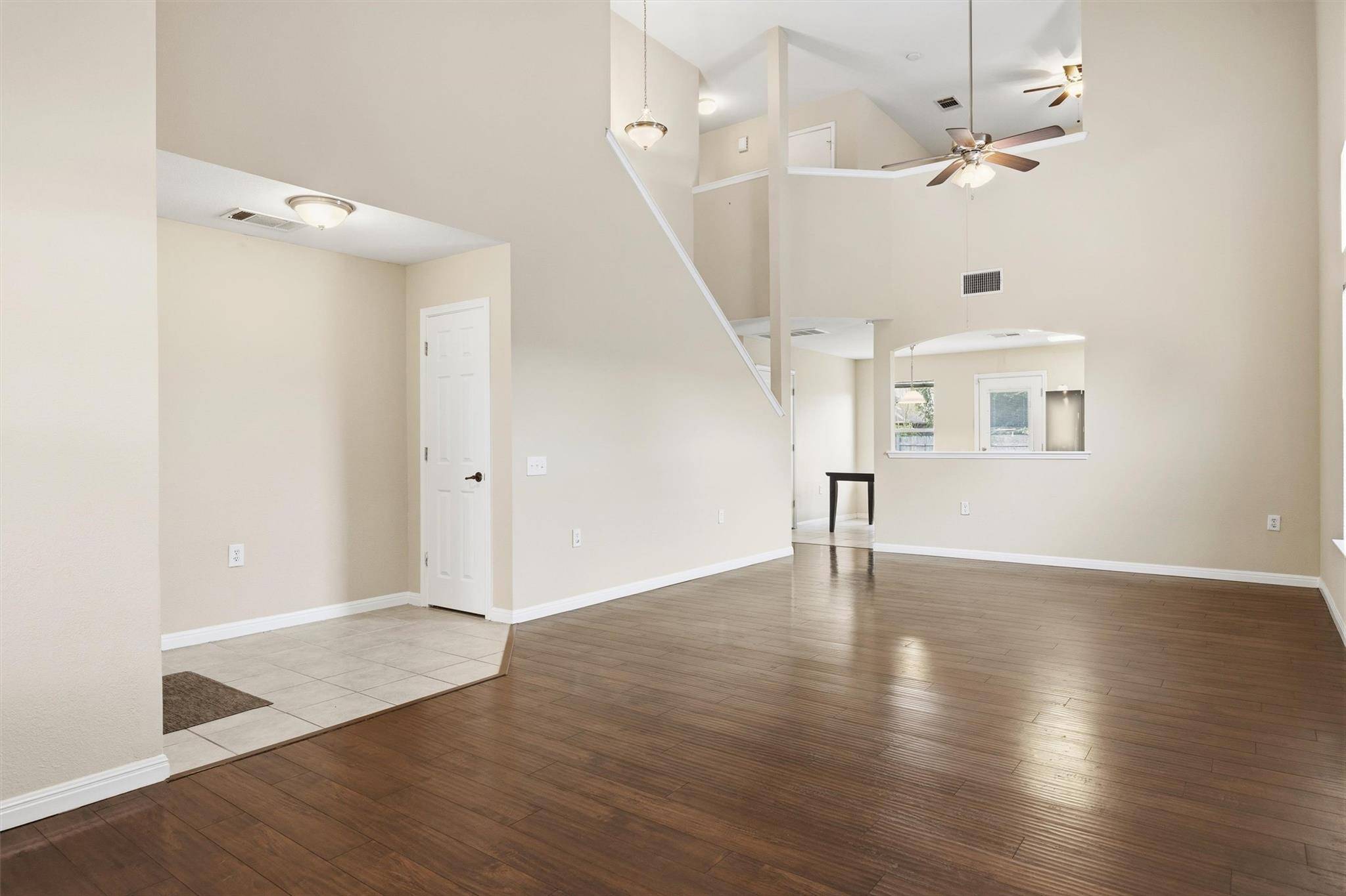 12909 Noche Clara DR, Del Valle, TX 78617