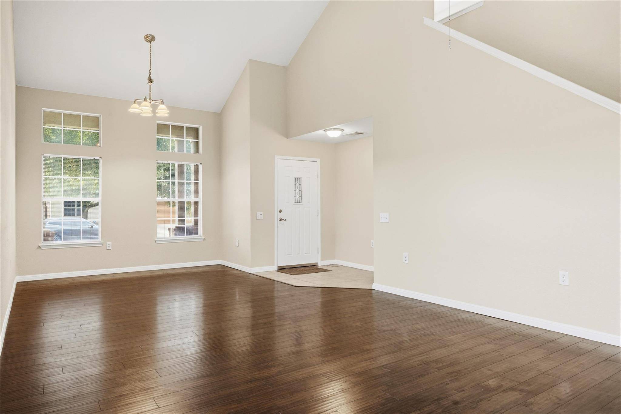 12909 Noche Clara DR, Del Valle, TX 78617