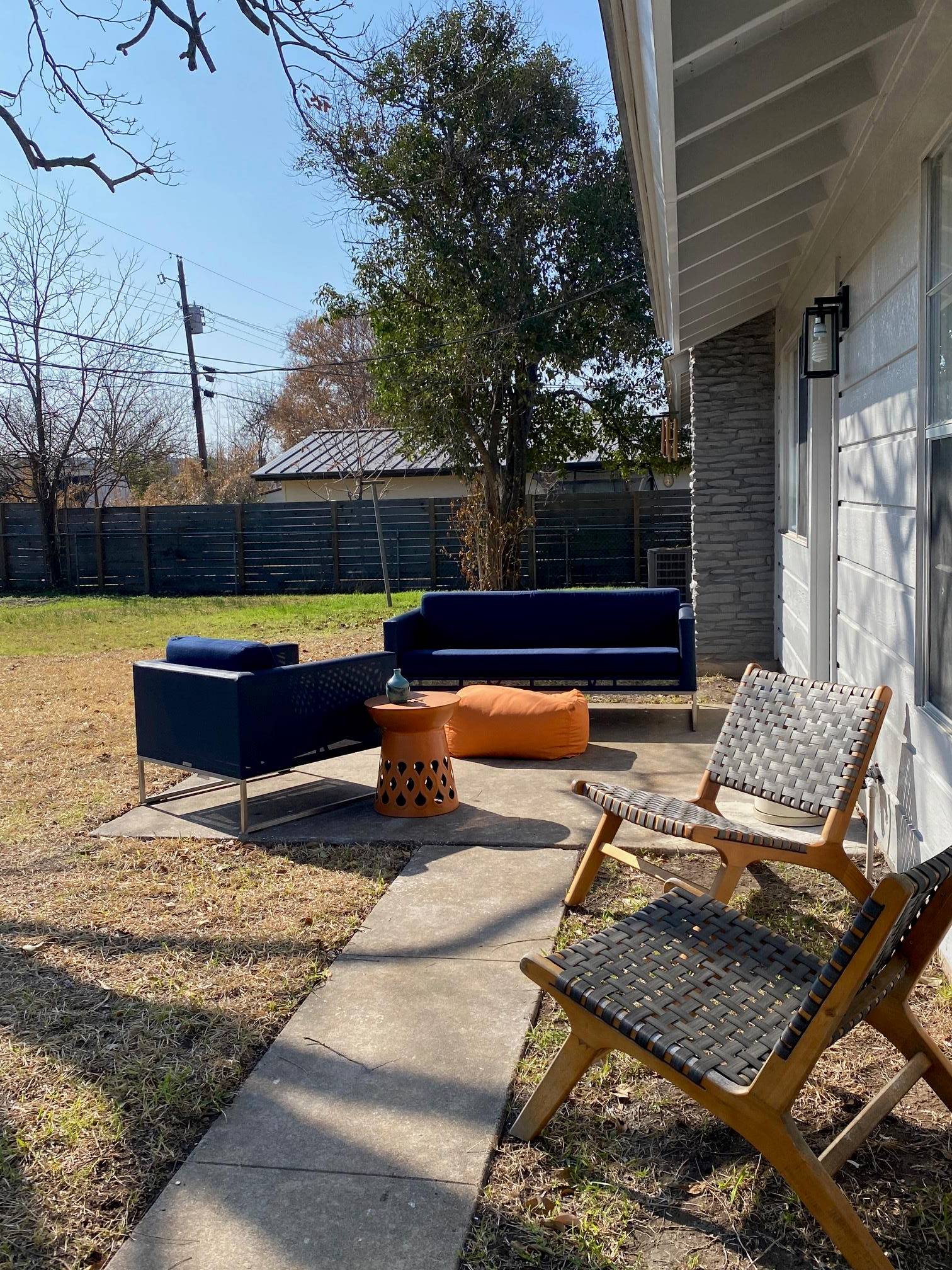 6817 Miranda DR, Austin, TX 78752
