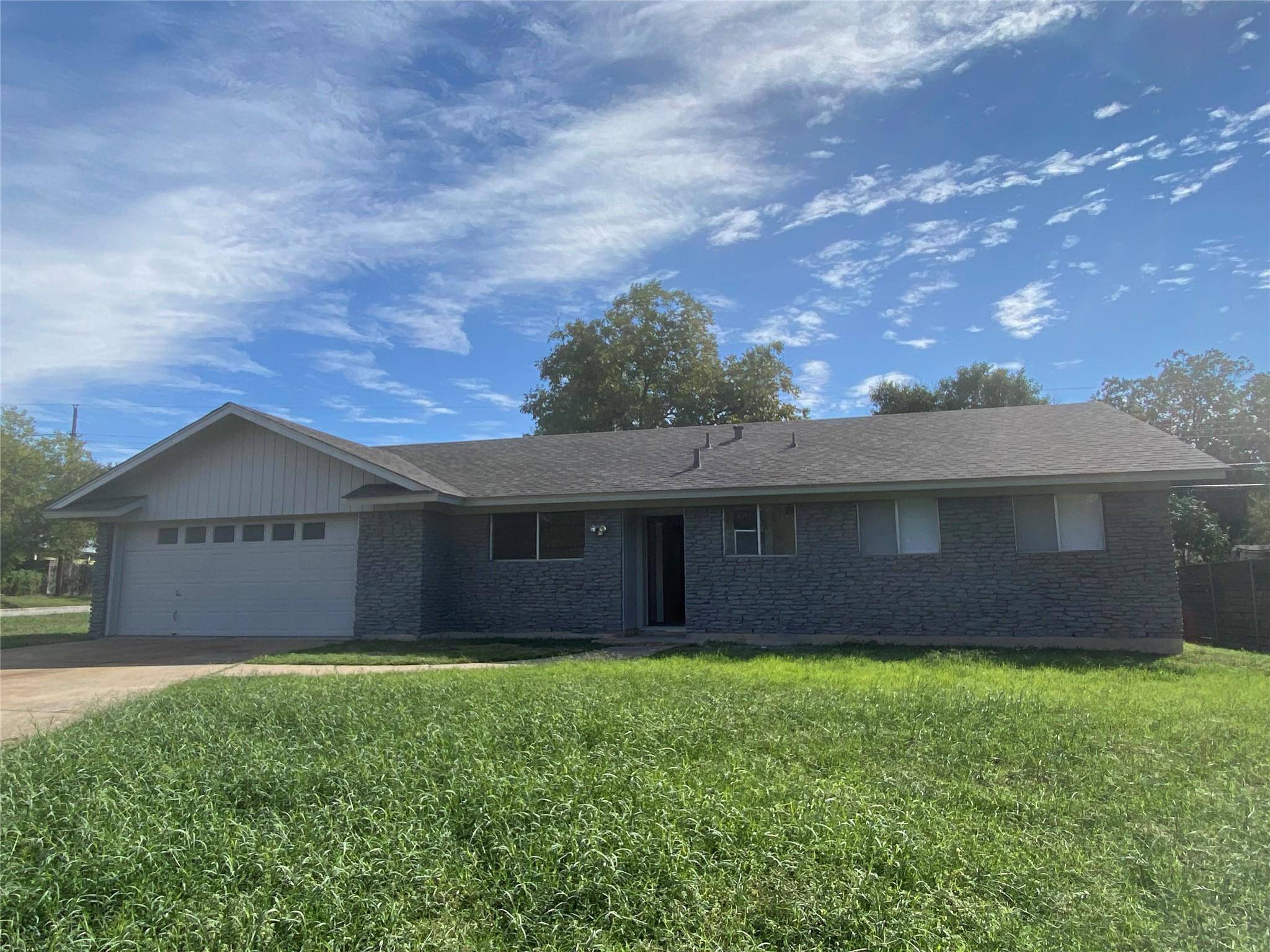 6817 Miranda DR, Austin, TX 78752