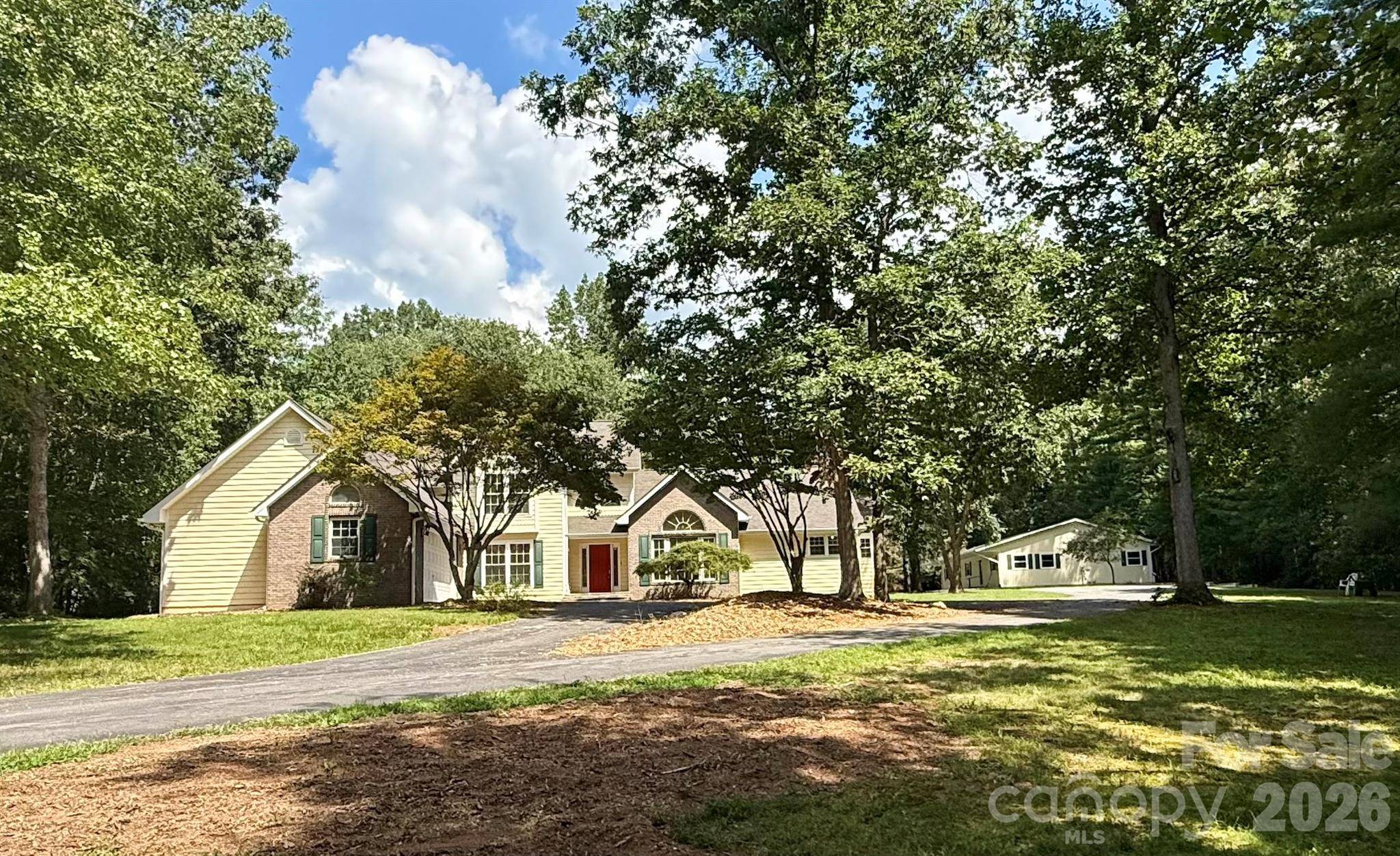 30 & 32 Gravely Branch RD, Fletcher, NC 28732