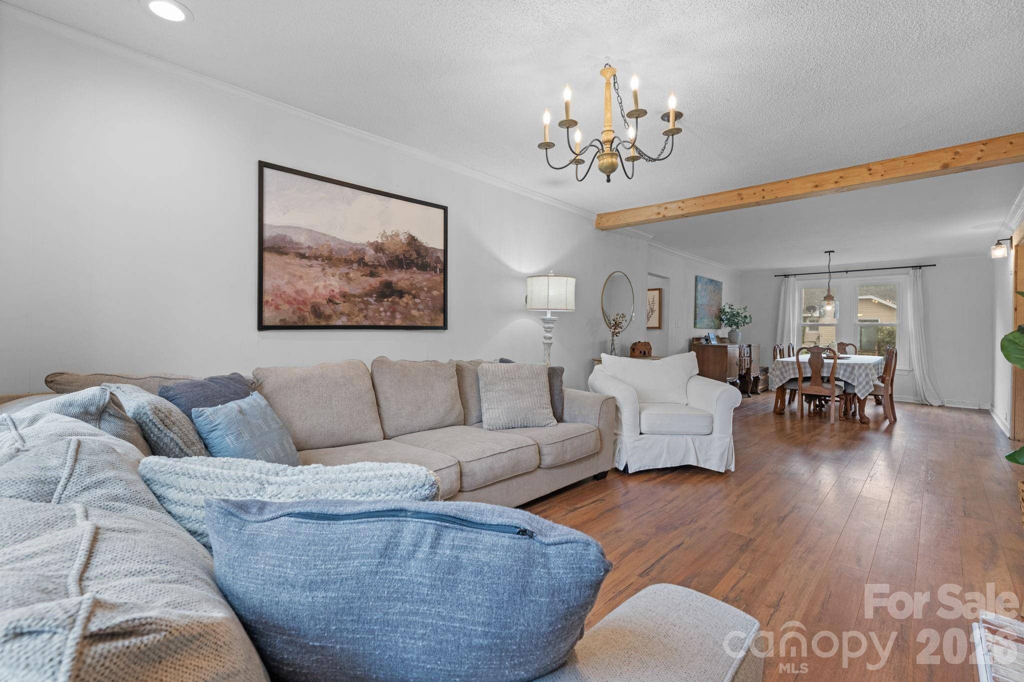 95 18th AVE NW, Hickory, NC 28601