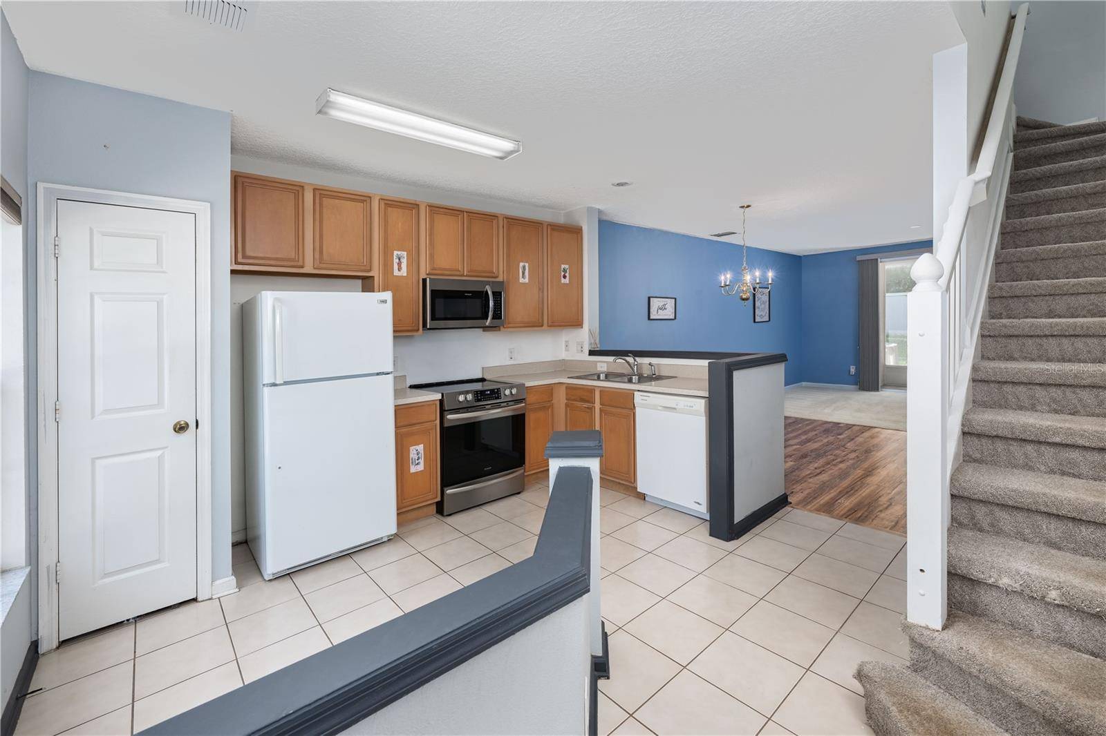 923 VINELAND PL, Lake Mary, FL 32746