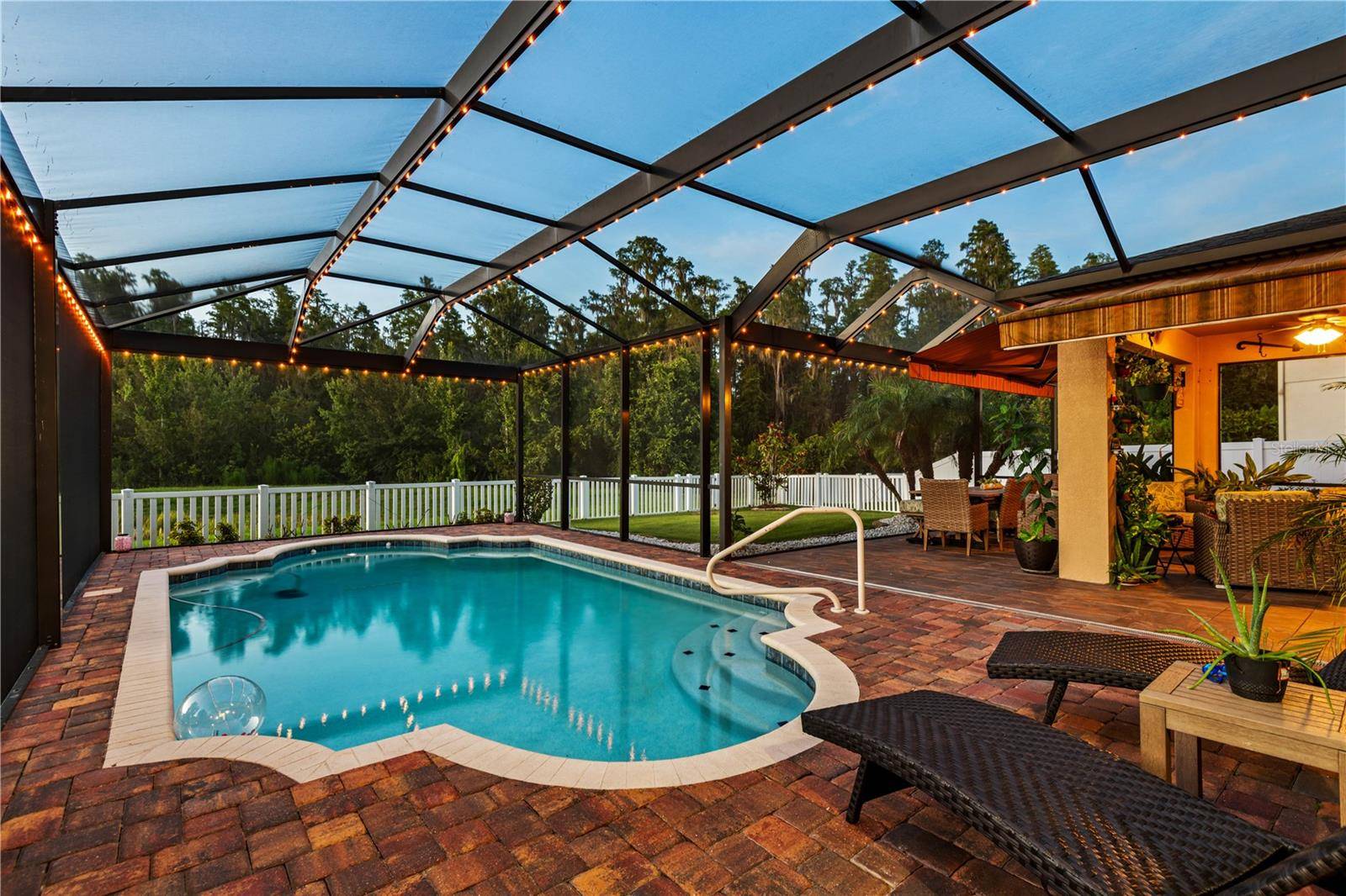 10704 PEGASUS VALLEY CT, Tampa, FL 33647