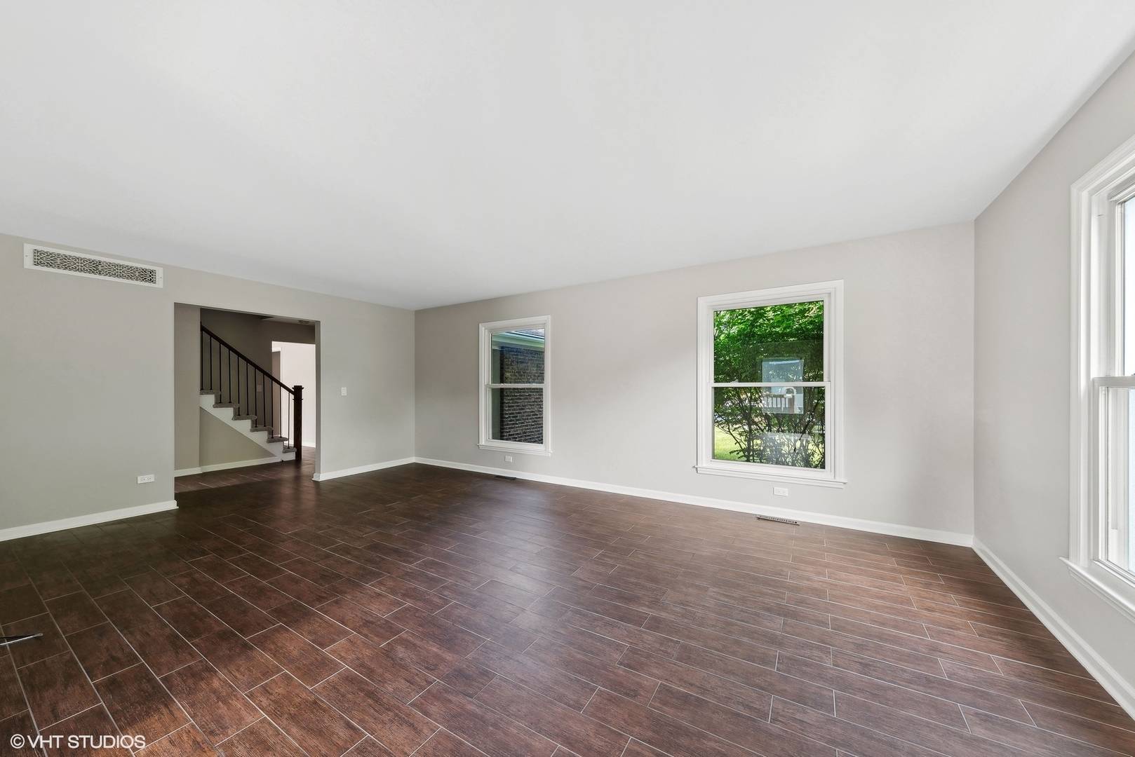 139 Berkshire DR, Wheeling, IL 60090