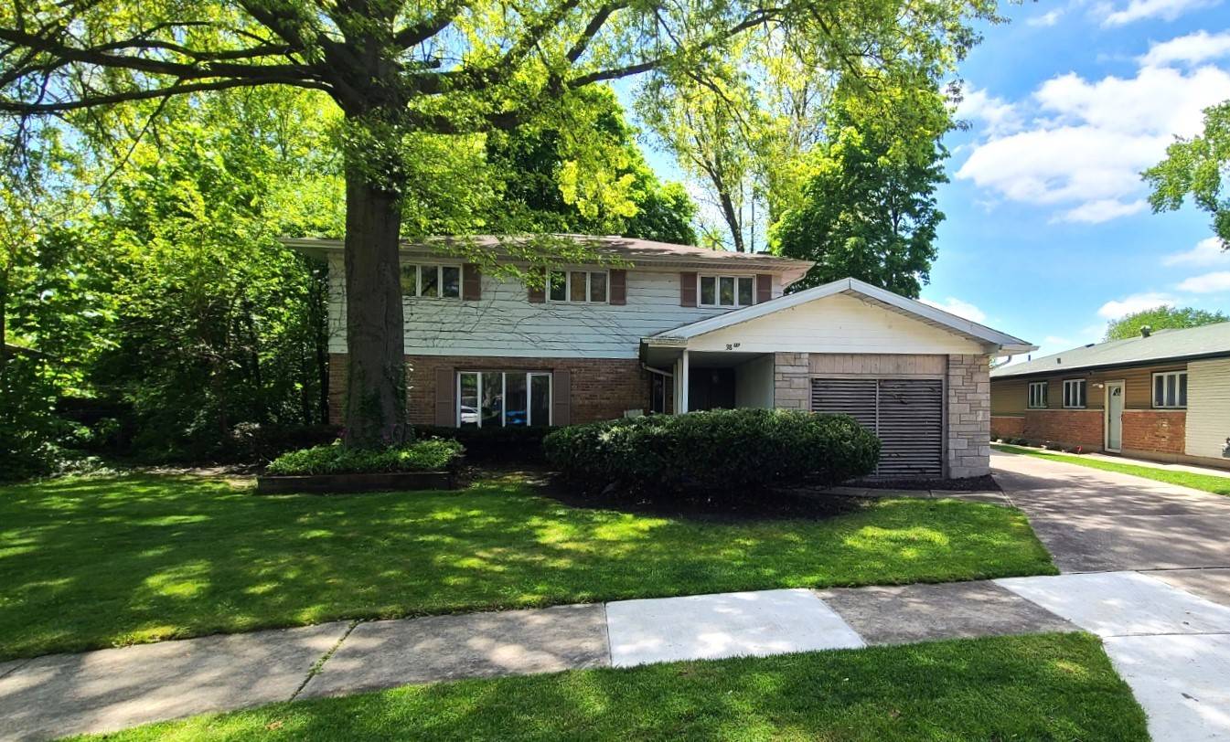 38 W Rocket CIR, Park Forest, IL 60466
